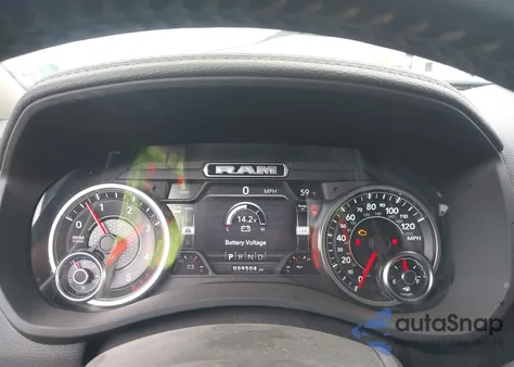 2021 Ram 2500 Laramie 4X4 6'4 Box z USA, uszkodzony, nr VIN 3C6UR5FL6MG676581